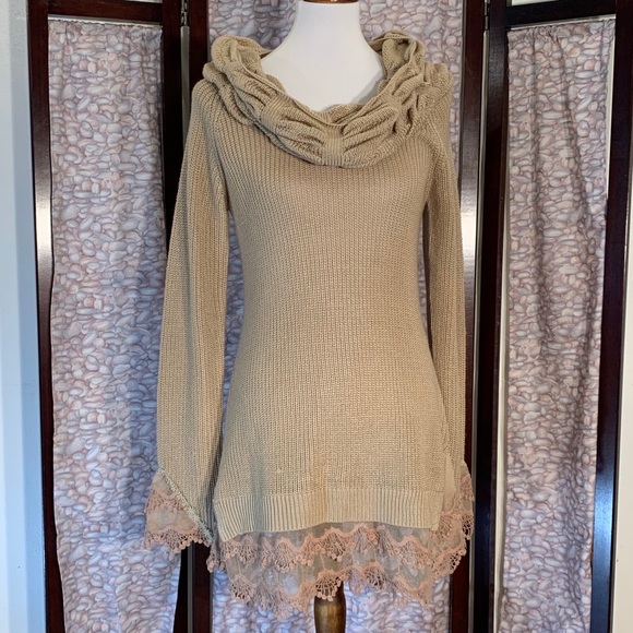 Ryu tan knit sweater dress. - Picture 3 of 8